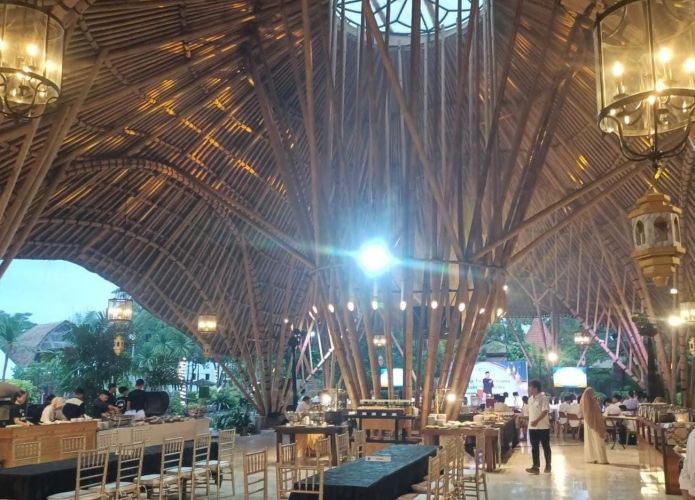 The Kharma Villas Sajikan Iftar Ramadan Bertema “Ramadan Kareem” di Suasana Vila Asri